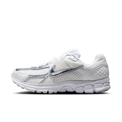 Nike Zoom Vomero 5 - White / Metallic Silver
